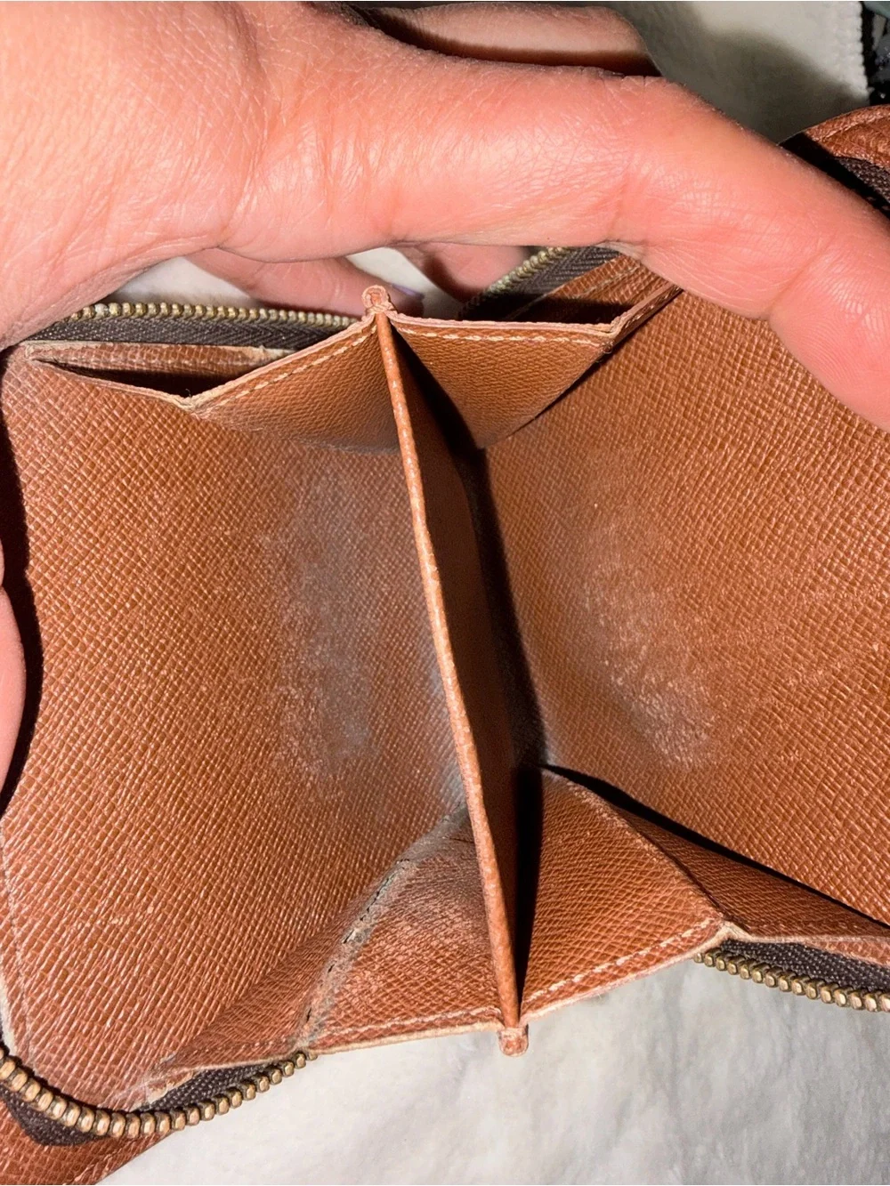 Louis Vuittom Monogram small wallet